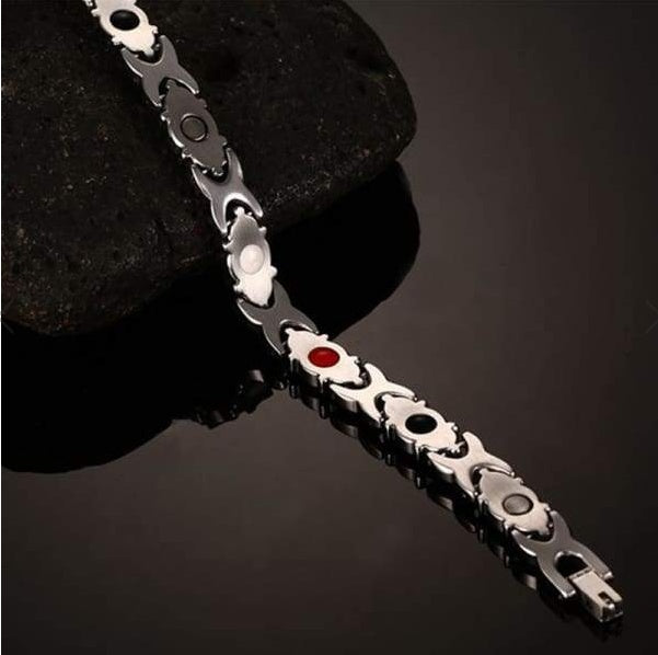 Магнитный титановый браслет